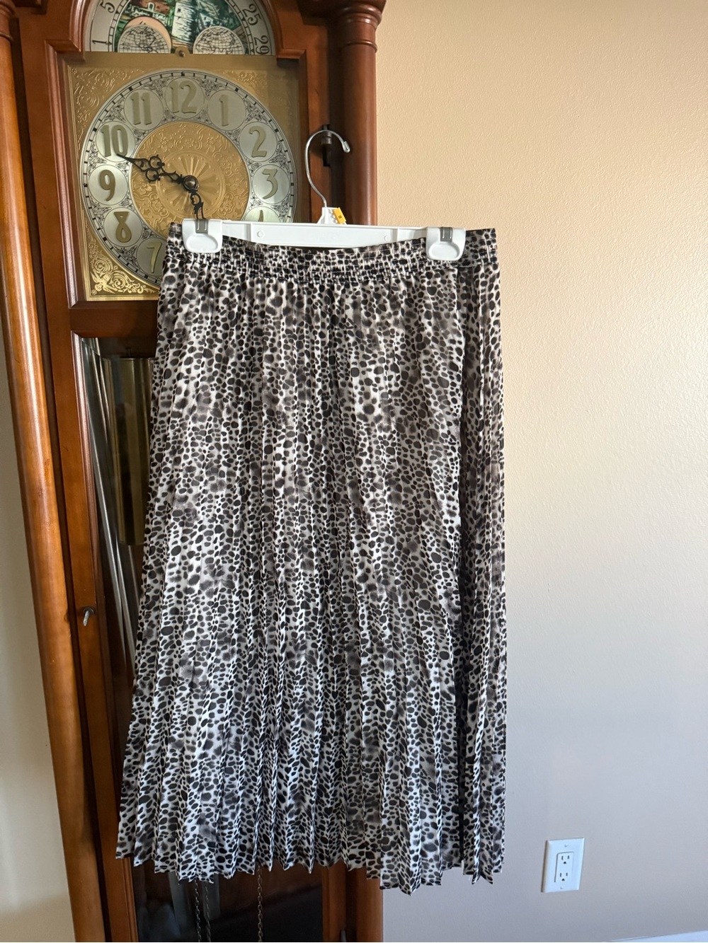a new day Leopard Print Pleated Midi Skirt - Black & Cream